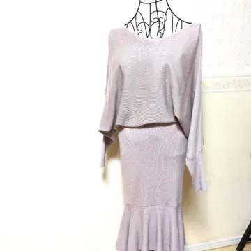 rienda 더스티 핑크 긴팔 니트 원피스 플레어 스커트