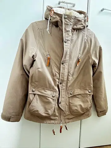 마운틴 파카/베이지 플리스 안감 탈부착 가능