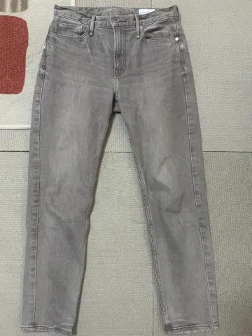 upper nights 그레이 슬림핏 데님