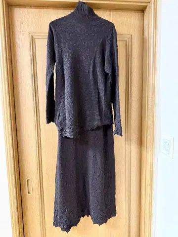 요건 레일 다크 브라운 터틀넥 셋업