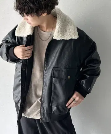 JaVa 블랙 가죽 자켓