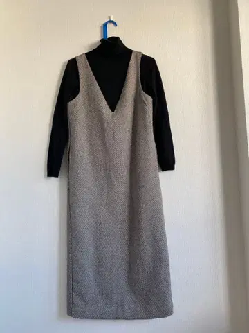 UR'S 새상품급 롱 오버롤 스커트 헤링본