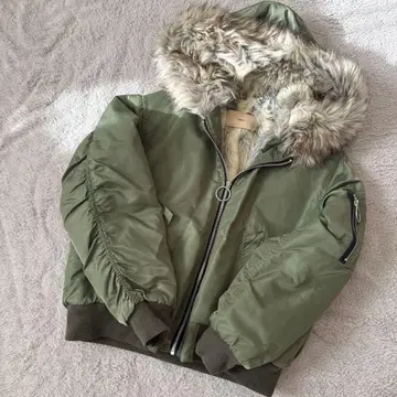 [ 한국 인기 상품 ] 퍼 포함 밀리터리 자켓 MA-1