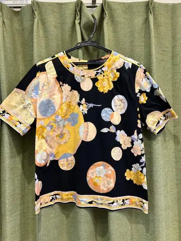 LEONARD 꽃무늬 반팔 상의 사이즈 42