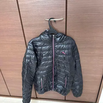 후드 부착 다운 자켓 블랙