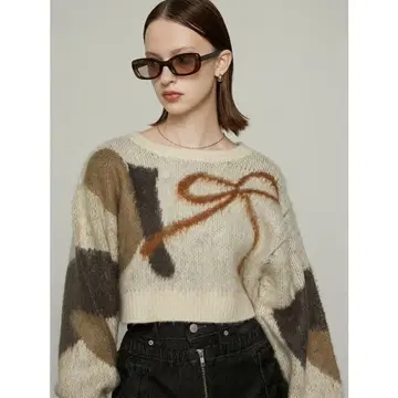 택없는 새상품 에모다 쇼 자카드 니트