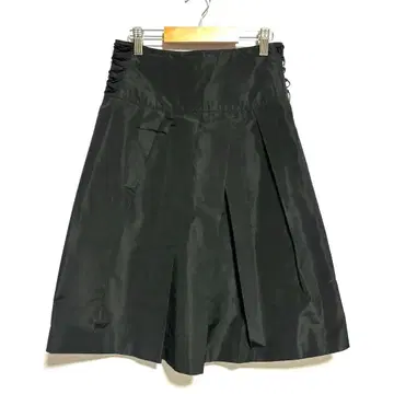 RITSUKO SHIRAHAMA 블랙 무릎 기장 실크 혼방 플레어 스커트