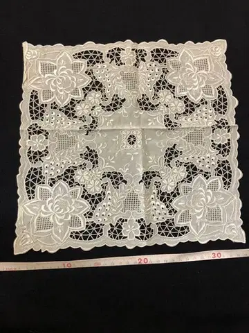 미사용 레이스 자수 손수건 실크 타투 포함/상하이 기념품 스와토우 자수?