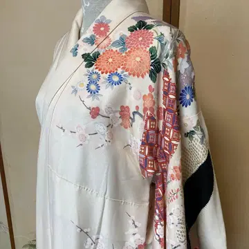 순수 실크 화려한 꽃무늬 후리소데