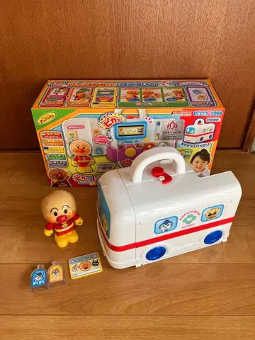 반짝 진단! 호빵맨 힘내라 100배 병원