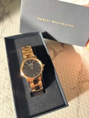 DANIEL WELLINGTON 골드 팔찌 워치