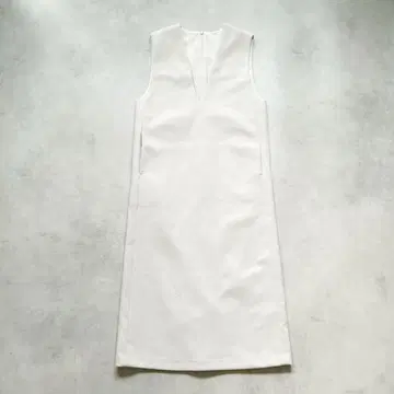 UNFILO 앙피로 울 라이크 점프수트 슬리브리스 원피스 S