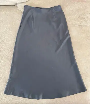 Ballsey 보르지 엘라스틱 새틴 롱 스커트 그레이 32