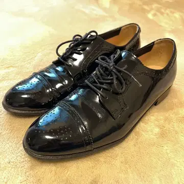 odette e odile 블랙 에나멜 레이스업 슈즈 23cm