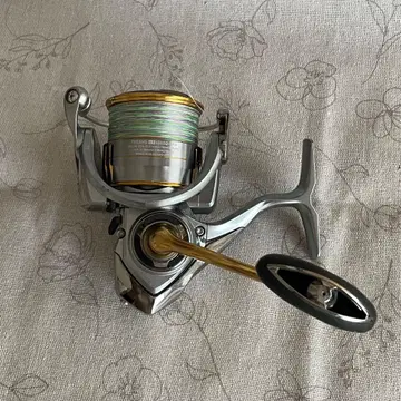 다이와 18프리 릴 LT 4000D-CXH