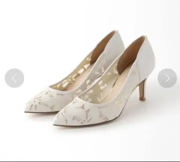 루 타론 플라워 컷워크 펌프스 22.5cm