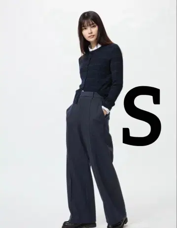 UNIQLO 이번 시즌 브러쉬드 저지 와이드 팬츠 네이비 S 사이즈