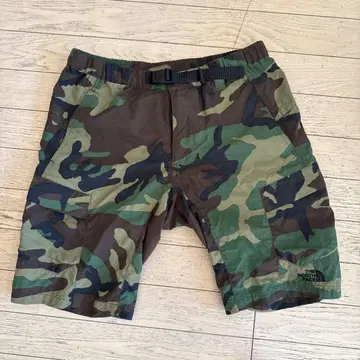 THE NORTH FACE 카모플라쥬 숏팬츠