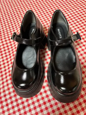 Kastane 카스타네*통굽*멜리 제인*블랙*사이즈 37 (23.5)