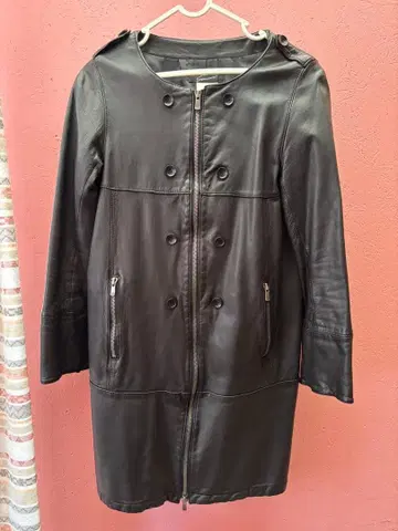 스태닝 루어 블랙 가죽 코트 사이즈 38