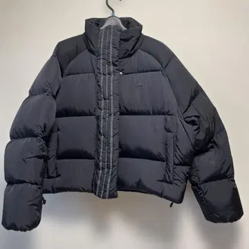 새상품급 adidas 블랙 다운 자켓 L 사이즈