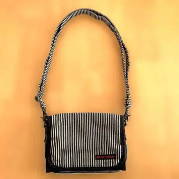 BLUE/BLUE 스트라이프 숄더백