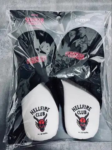 기묘한 이야기 HELLFIRE CLUB 슬리퍼 블랙