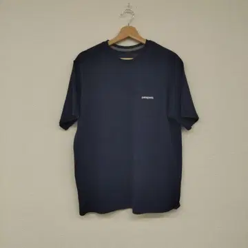 patagonia 네이비 T셔츠 M 사이즈