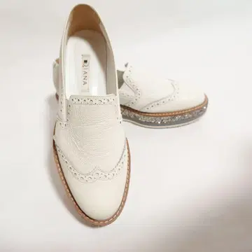 [ 새상품급 ] 다이애나 통굽 로퍼 23.5Cm