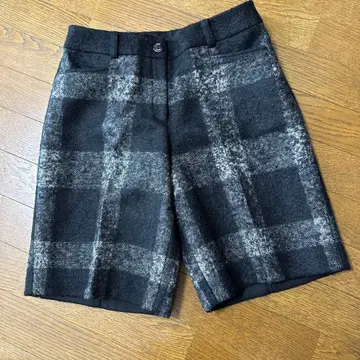 DAKS 체크 무늬 숏팬츠 38