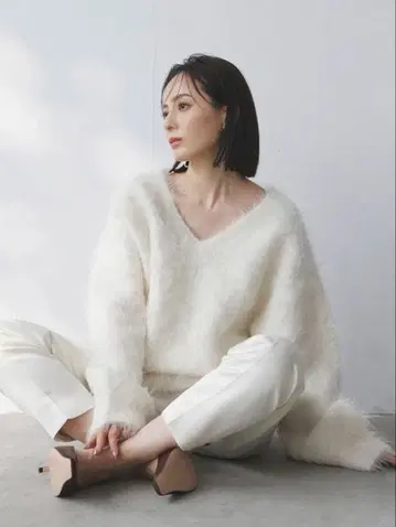 anuans/ 수리 알파카 니트 풀오버 IVORY