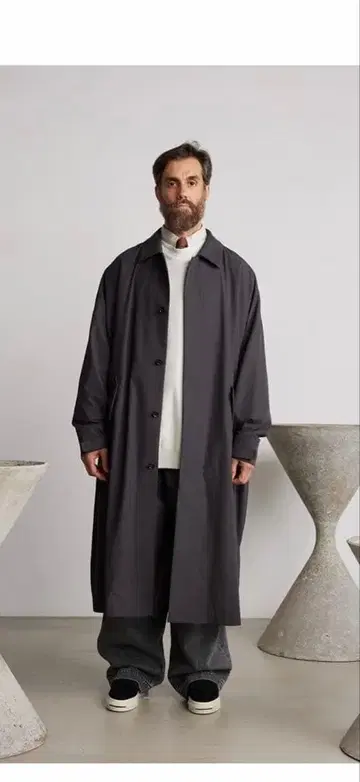 graphpaperHIGH TWIST GABARDINE WIDE COAT