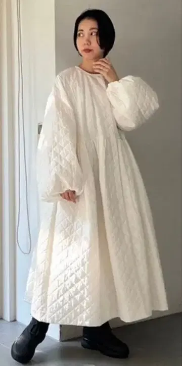 택 포함 미사용 emmi 카네코 아야 퀼팅 코트 01