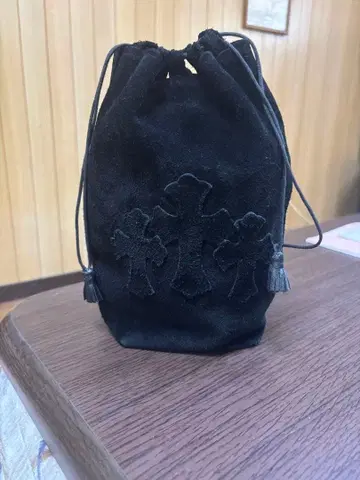 블랙 스웨이드풍 복조리 십자가 자수