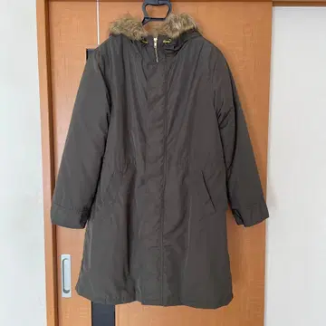 올리브색 퍼 포함 3Way 코트