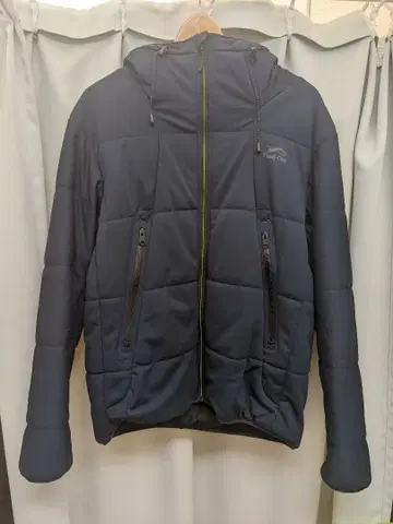 새상품급 Find Out 네이비 자켓