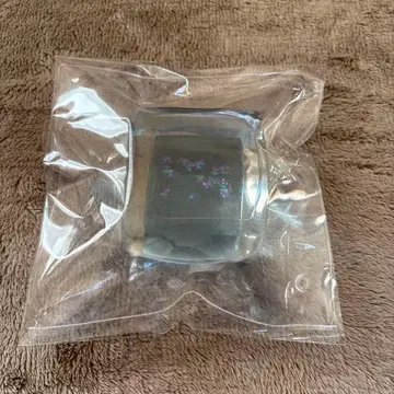 스퀴즈 물 채운 얼음 나비