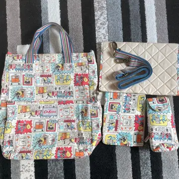 코믹 디자인 마더백 스트랩 포함