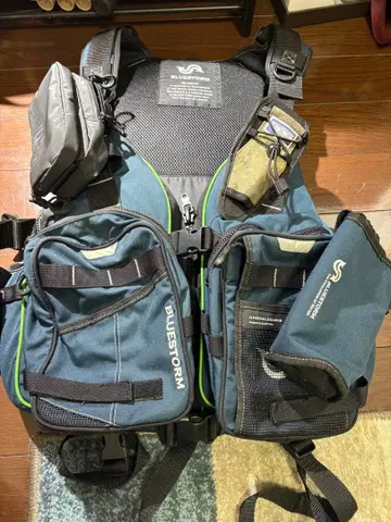 블루스톰 아노말로카리스 구명 조끼 중고품