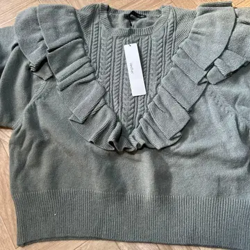 택 포함 새상품 Heather 프릴 케이블 니트 그레이