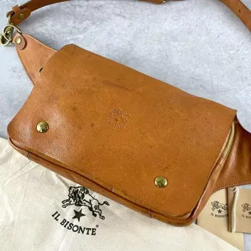 IL BISONTE Body bag leather brown