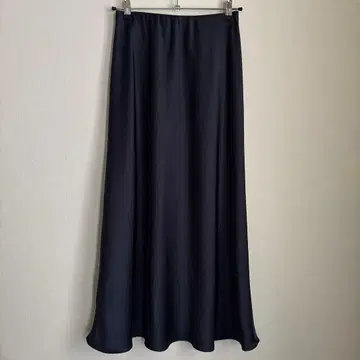 [ 새상품급 ] 폴리에스테르 새틴 머메이드 플레어 스커트, 네이비 M