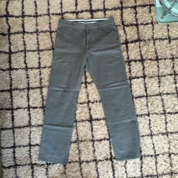 SILAS 그레이 치노 팬츠