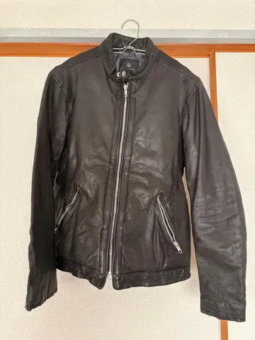 BEAUTY&YOUTH 블랙 가죽 싱글 라이더 자켓