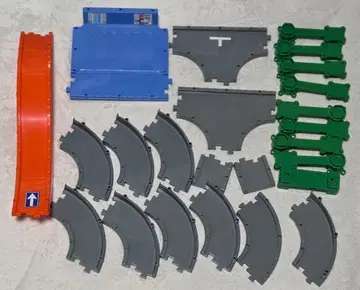 토미카 빙글빙글 고갯길 도로 세트