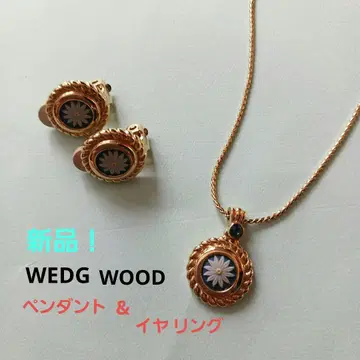 [WEDGWOOD] 꽃무늬 모티브 목걸이 귀찌 세트 새상품!