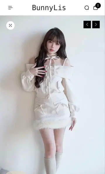 Bunny's 트위드 오프숄더 셋업 화이트 M 사이즈