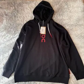 미사용 새상품 On Graphic Club Hoodie XL 블랙 완판
