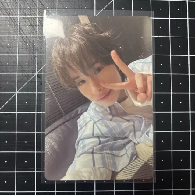 투어스 경민 try with us 마따뛰 위버스 앨범 버전 포카 포토카드