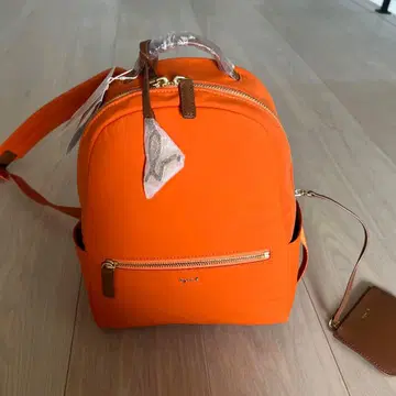 agnes b. 오렌지 백